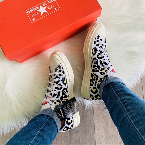 NWT Converse Logo Play Chuck 70 Low Top - Picture 3 of 12